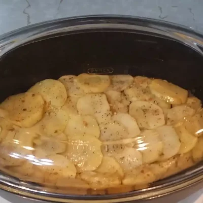 Musaka sa mlevenim mesom i krompirom | Pečenje musake | Postupak 4 | Slika 2/2