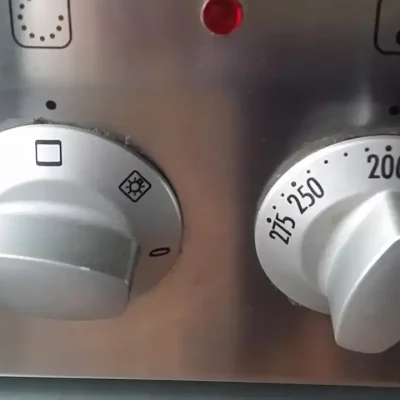 Musaka sa mlevenim mesom i krompirom | Pečenje musake | Postupak 4 | Slika 1/2