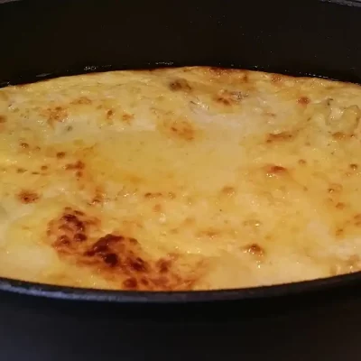 Musaka sa mlevenim mesom i krompirom | Serviranje musake | Postupak 7 | Slika 1/3