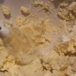 Rozen torta sa Milka čokoladom | Završni deo fila | Postupak 3 | Slika 2/5