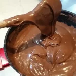 Rozen torta sa Milka čokoladom | Dodavanje milka čokolade | Postupak 2 | Slika 4/7