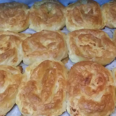 Pužići sa sirom | Serviranje pužića | Postupak 5 | Slika 1/3