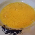 Pužići sa sirom | Premazivanje pužića i pečenje | Postupak 4 | Slika 5/8