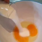 Kolač sa jabukama i džemom od smokve | Priprema smese za kolač | Postupak 2 | Slika 1/15