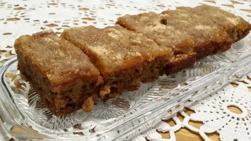 Kolač sa jabukama i džemom od smokve