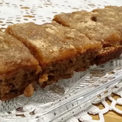 Slika vezana za Kolač sa jabukama i džemom od smokve