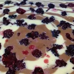 Mramorni kolač sa kupinama | 3/4 Mramorni kolač sa kupinama 9 | Istaknuta slika 3/4 | Svaka, doza, slatkog, zaslužuje, malo, voća, prirodnog, ukusa, i, vibrantne, boje