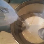 Posne punjene paprike sa pečurkama | Priprema preliva | Postupak 6 | Slika 2/6