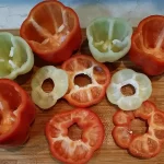 Posne punjene paprike sa pečurkama | Priprema paprika i krompira | Postupak 4 | Slika 5/8