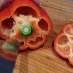 Posne punjene paprike sa pečurkama | Priprema paprika i krompira | Postupak 4 | Slika 3/8