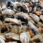 Posne punjene paprike sa pečurkama | Dinstanje povrća | Postupak 3 | Slika 7/10