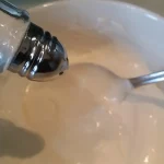 Kukuruz salata sa susamom | Priprema preliva za salatu | Postupak 3 | Slika 3/8