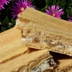 Oblande trio slatkih slojeva 2 | Istaknuta slika 1/4 | Tri, fila, tri, osmeha, –, kokos, orah, i, keks, –, saveznici, za, veseli, ukus