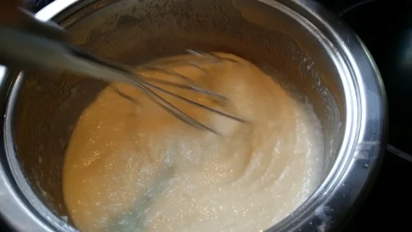 Sos od ovčijeg sira 13 | Istaknuta slika 2/4 | Kremasti, preliv, za, bilo, koje, meso, a, može, biti, i, ukusan, doručak, uz, domaći, hleb