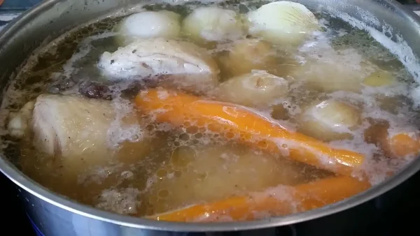 Pileći rinflajš 4 | Istaknuta slika 2/4 | Tradicionalni, vojvođanski, specijalitet