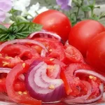 Salata od paradajza i crvenog luka 2 | Istaknuta slika 1/4 | Klasična, osvežavajuća, savršena, za, tople, dane