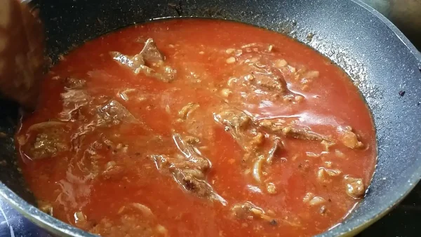 Svinjska džigerica u sosu | 2/4 Svinjska džigerica u sosu 5 | Istaknuta slika 2/4 | Miris, koji, ispunjava, kuću, i, poziva, na, zajednički, obrok