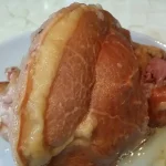 Gust pasulj sa dimljlenom kolenicom | Serviranje | Postupak 6 | Slika 2/5