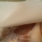 Marinada za svinjski but ili krmenadlu | Nanošenje marinade na meso | Postupak 2 | Slika 3/4