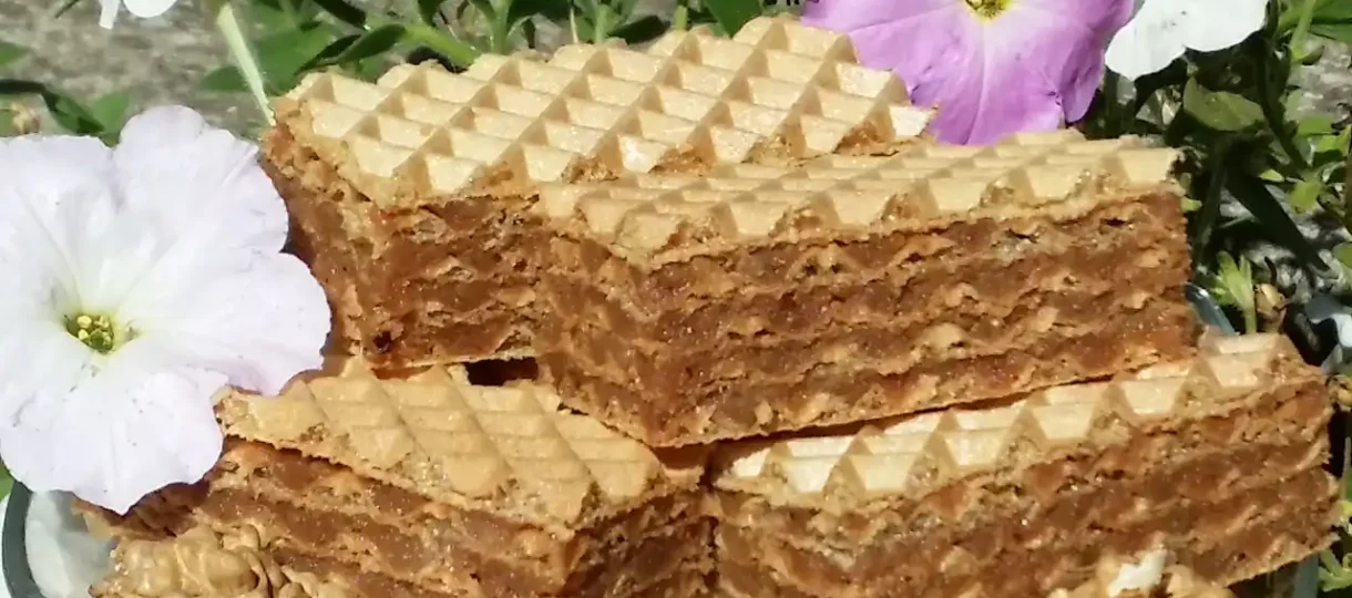 Oblatne sa čokoladom i keksom