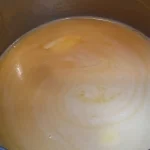 Oblatne sa čokoladom i keksom | Priprema sastojaka koje topimo | Postupak 2 | Slika 4/7