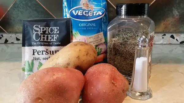 Pečeni krompir iz rerne 2 | Istaknuta slika 4/4 | Zlatni, zagrljaj, hrskav, spolja, mek, kao, san, iznutra