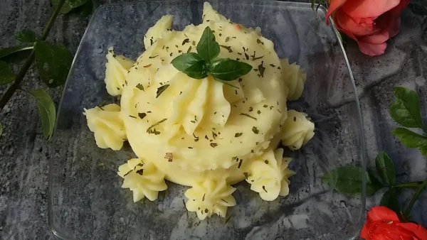 Pire krompir 2 | Istaknuta slika 1/4 | Kremasti, prilog, punog, ukusa