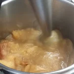 Domaći pire od jabuka | Blendiranje i dodavanje ostalih sastojaka | Postupak 4 | Slika 5/12