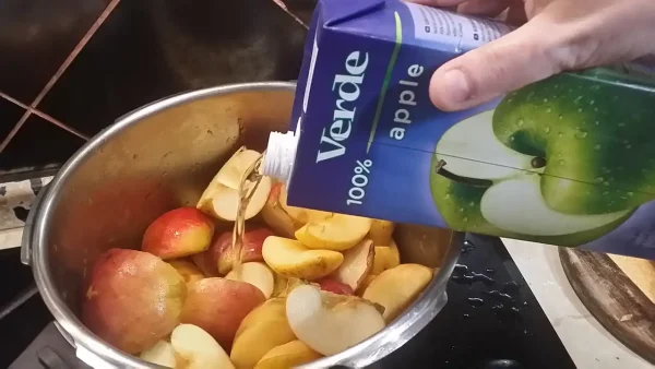 Domaći pire od jabuka 31 | Istaknuta slika 3/4 | Toplina, jeseni, u, tegli