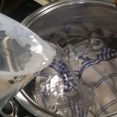 Domaći pire od jabuka | Priprema tegli | Postupak 5 | Slika 3/3