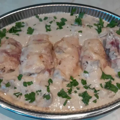 Pileće rolnice u sosu od pečuraka 1