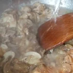 Pileće rolnice u sosu od pečuraka | Priprema sosa | Postupak 5 | Slika 9/11