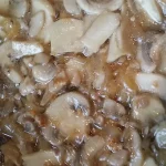 Pileće rolnice u sosu od pečuraka | Priprema sosa | Postupak 5 | Slika 7/11