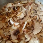 Pileće rolnice u sosu od pečuraka | Priprema sosa | Postupak 5 | Slika 6/11