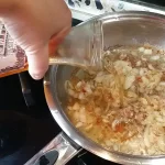 Pileće rolnice u sosu od pečuraka | Priprema sosa | Postupak 5 | Slika 4/11