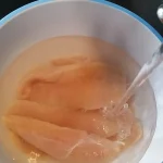 Pileće rolnice u sosu od pečuraka | Prprema pilećih grudi | Postupak 1 | Slika 1/4