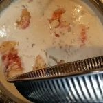 Pileće rolnice u sosu od pečuraka | Krčkanje rolnica u kremastom sosu | Postupak 6 | Slika 3/4