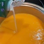 Potaž supa od šargarepe | Blendiranje i dodavanje ostalih sastojaka | Postupak 4 | Slika 2/4