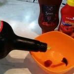 Svinjska rebra u BBQ sosu i povrćem iz rerne | priprema marinade za premazivanje rebra u toku pečenja | Postupak 2 | Slika 2/7