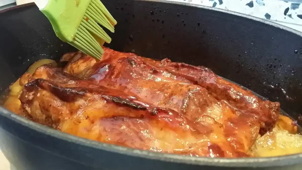 Svinjska rebra u BBQ sosu i povrćem iz rerne 6 | Istaknuta slika 2/4 | Topli, zagrljaj, iz, rerne, ručak, za, sve, prilike