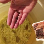 Tradicionalni kiseli kupus za zimnicu | Ređanje Kupusa i dodavanje začina | Postupak 4 | Slika 5/10