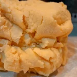 Kokosovi polumeseci | Oblikovanje testa | Postupak 2 | Slika 1/10