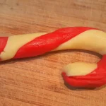 Prugasti božićni kolačići | Formiranje oblika kolačića | Postupak 4 | Slika 4/7