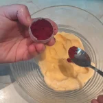 Prugasti božićni kolačići | Deljenje testa | Postupak 2 | Slika 7/9