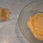 Prugasti božićni kolačići | Deljenje testa | Postupak 2 | Slika 6/9