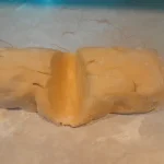 Prugasti božićni kolačići | Deljenje testa | Postupak 2 | Slika 5/9