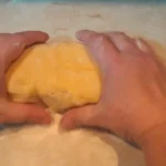 Prugasti božićni kolačići | Deljenje testa | Postupak 2 | Slika 3/9