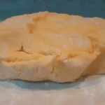 Prugasti božićni kolačići | Deljenje testa | Postupak 2 | Slika 2/9