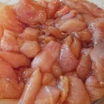 Piletina u slatko-kiselom sosu sa ananasom | Priprema mesa | Postupak 1 | Slika 8/8