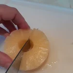 Piletina u slatko-kiselom sosu sa ananasom | Priprema povrća | Postupak 2 | Slika 8/9